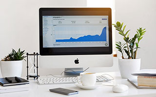 天博体育app下载-球爹高喊三球现在就该首发 探花秀首秀吞蛋太尴尬